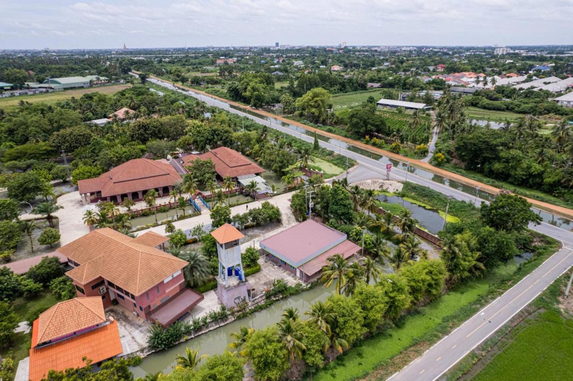 Busaya Resort & Cuisine Nakhon Pathom Zewnętrze zdjęcie