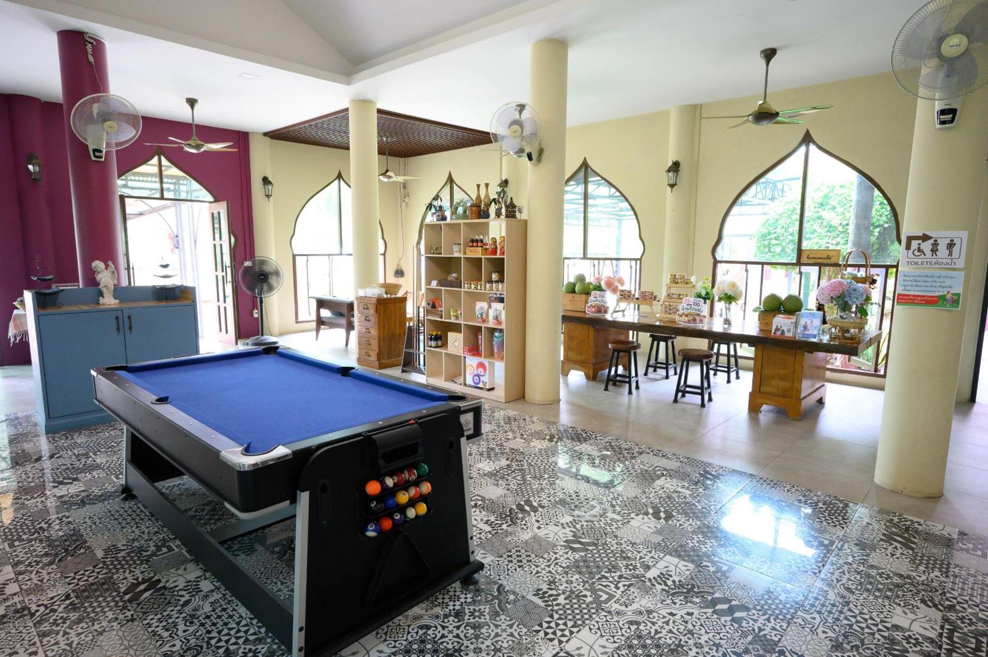 Busaya Resort & Cuisine Nakhon Pathom Zewnętrze zdjęcie
